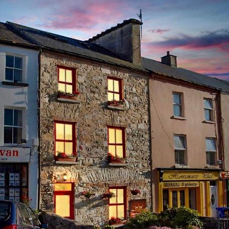 White Heather House Clifden Town Square Eksteriør billede