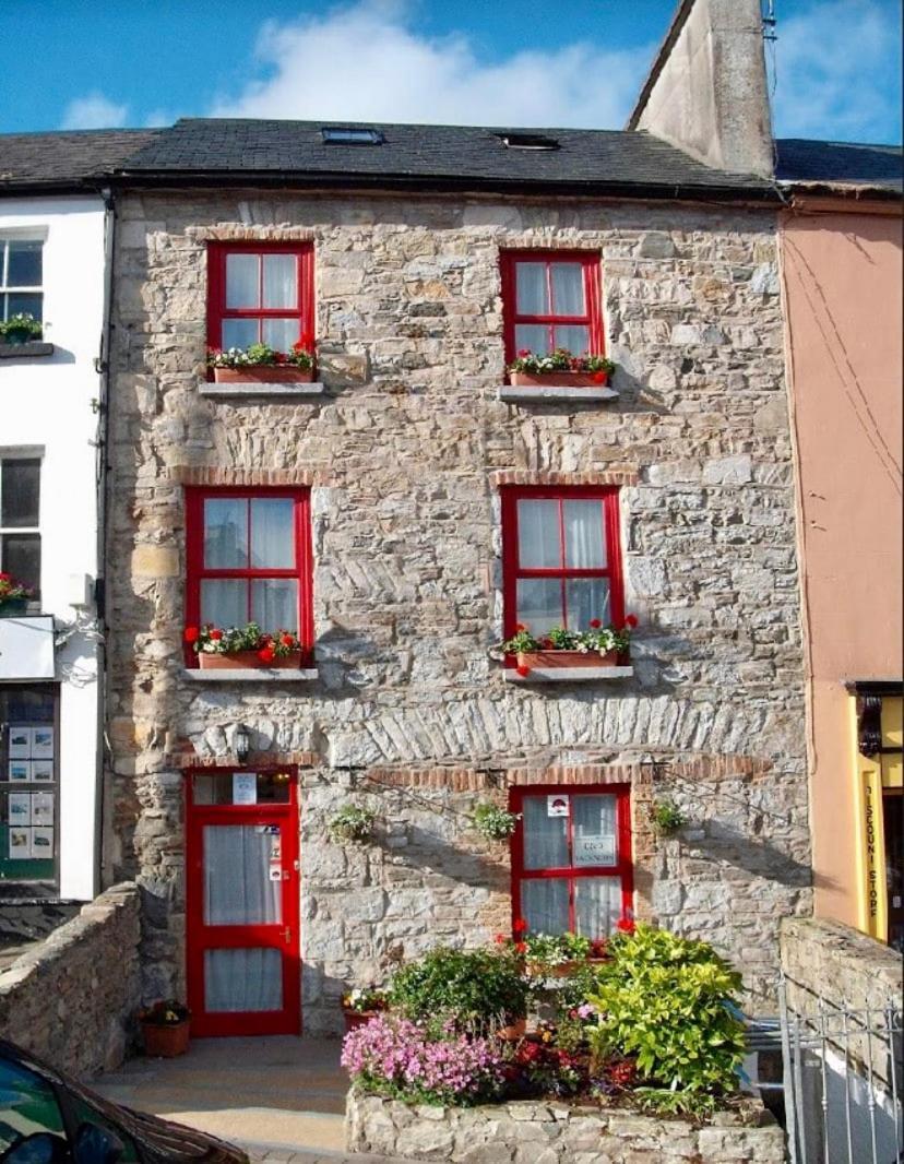 White Heather House Clifden Town Square Eksteriør billede